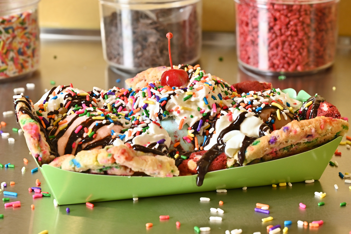 An ice cream sundae with cookie topping at the Pit Room. | Photo by Alex Montoya